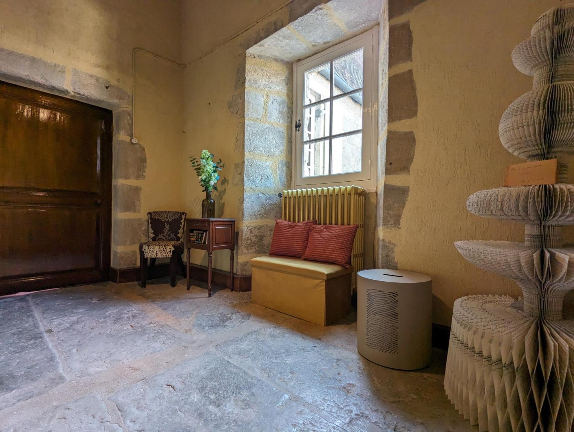مبيت وإفطار كونفولين Manoir Des Arts المظهر الخارجي الصورة